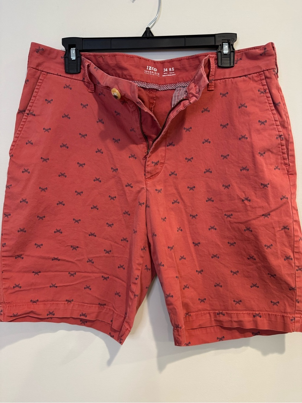 Izod Nantucket Red Navy Lobster Printed 34 Men's Flat Front Shorts - Golf Beach